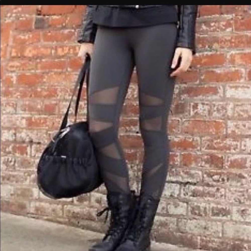 90 degree leggings